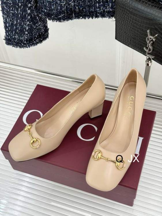 Picture of Gucci Shoes _SKUGuccisz35-40JX03056946